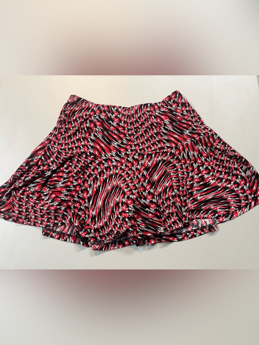 Festa Sports Women’s Medium Athletic Skort Red Black Print Built In Shorts